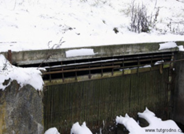 Вартаўнік 2 гадзіны ўтрымліваў браканьераў у шлюзе