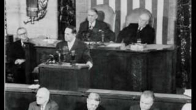 MacArthur Addresses Congress