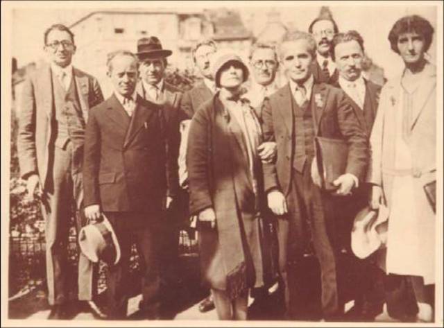 Golda Meir contributes