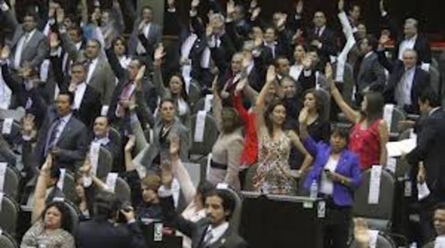 Se promulga Reforma Laboral