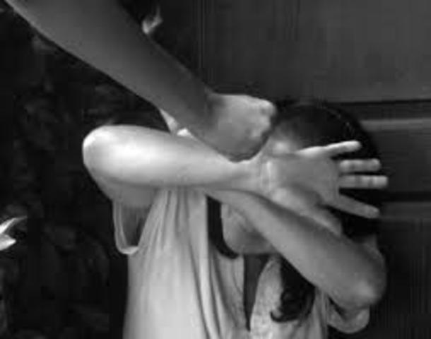 Entra en vigencia nueva ley contra la violencia intrafamiliar.