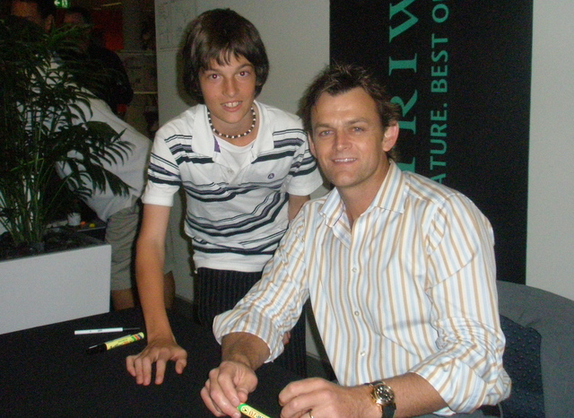 Met Adam Gilchrist