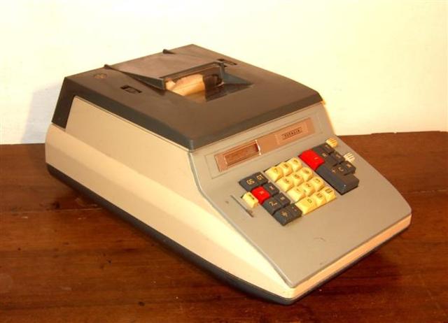 CALCULADORA ELECTROMECANICA