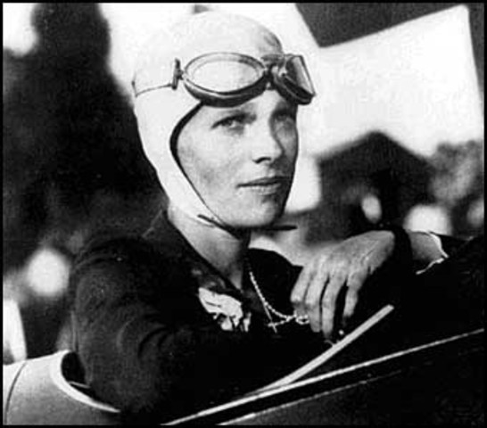 Amelia Earhart Goes Missing