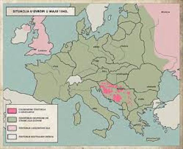 Axis powers take over North Africa and the Balkans