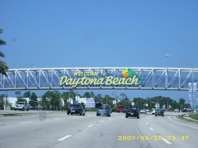 Dayton Beach Live