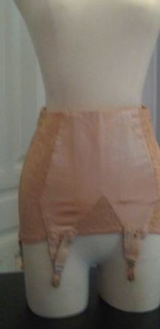 Se recorta la cintura