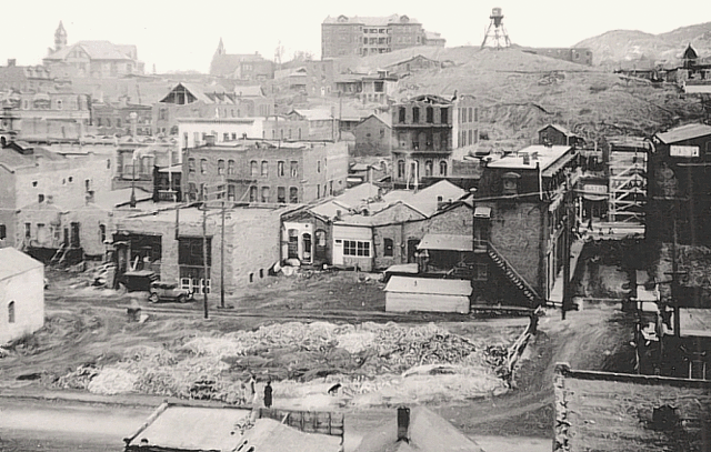 In Germany, the first Nuremberg Laws are passed revoking citizenship from Jews and prohibiting them from marrying non-Jews