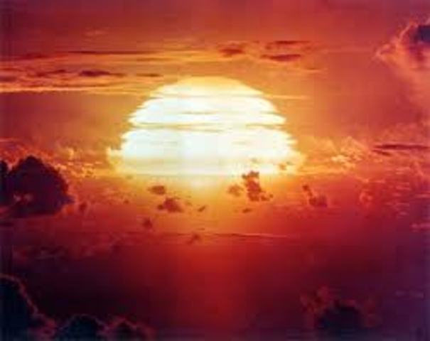 Explosion of the First Hydrogen Bomb