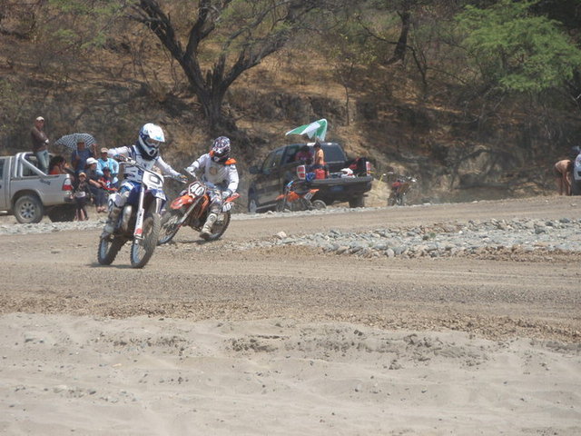 Ultima carrera de motocross