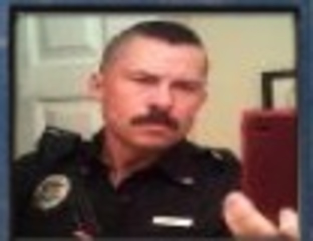 Cop Mustache quits pinside