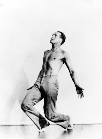 Sündis Ted Shawn (pärisnimega Edwin Mayers) Missouris Kansas Citys