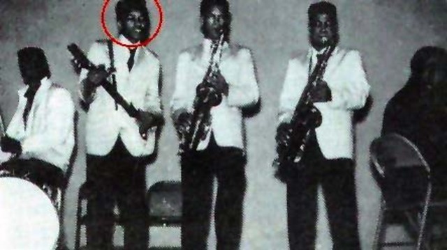 Jimi gets his first electric guitar