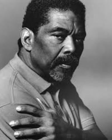 Sündis Alvin Ailey, Texase osariigis Rogersis