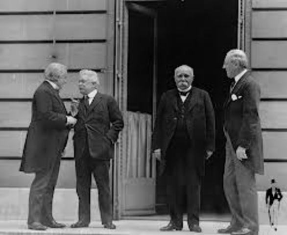 Signing of treaty of Versailles
