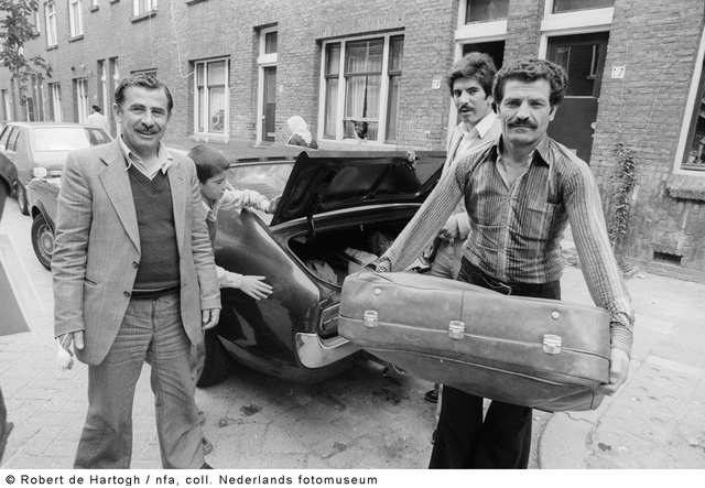 Turkse gastarbeiders naar Nederland.