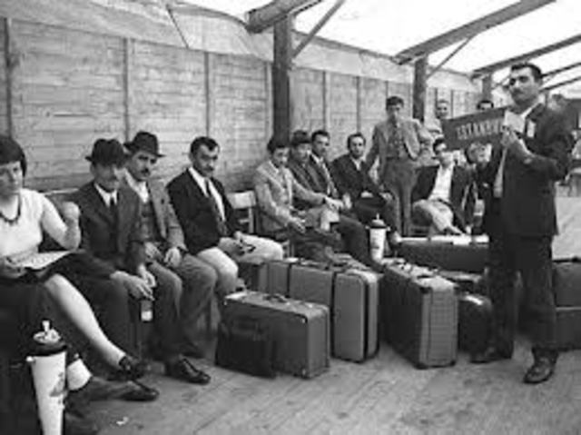 arbeiders trekken terug naar eigen land.