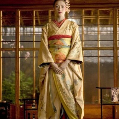 Timeline: История кимоно