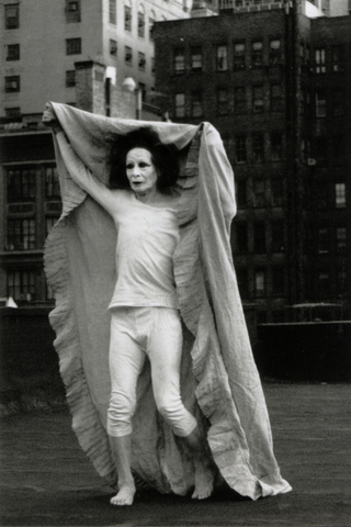 Sündis Kazuo Ohno, Jaapanis