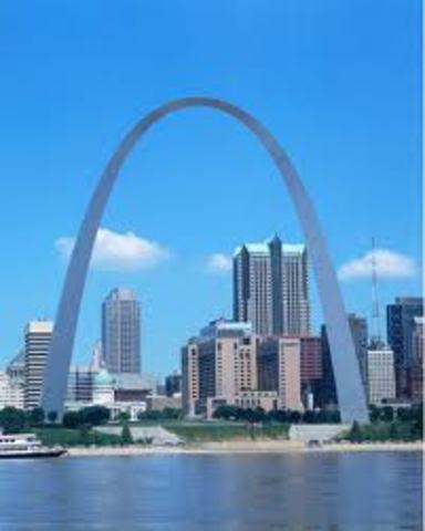 St.Louis arch is compleated