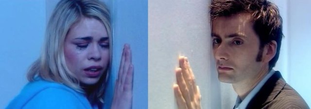 Rose gets trapped in a parallel universe