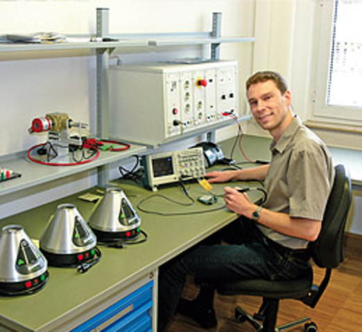 se inagura la empresa