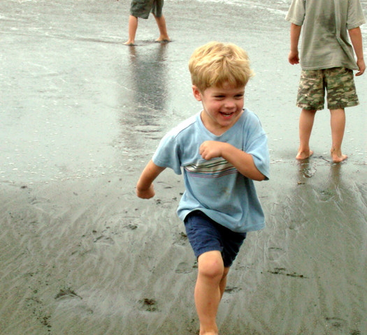 22-24 months: Physical