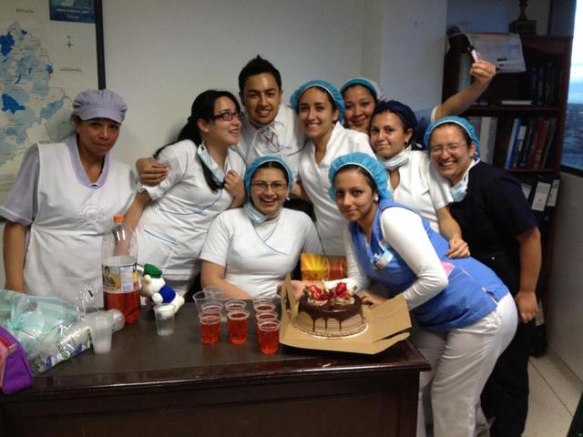 mi primer cumpleaños en el trabajo