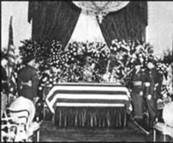 Roosevelt dies, Truman becomes president