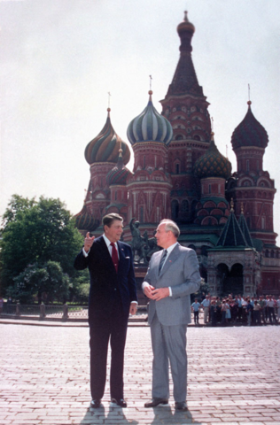 Reagan & Gorbachev resolve  remove all intermediate nuclear missiles from Europe