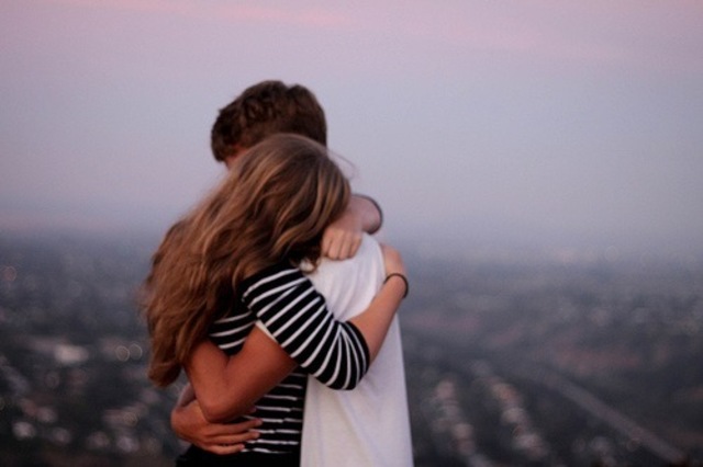 Hüvastijätt Enekeniga, lahkumine kodust