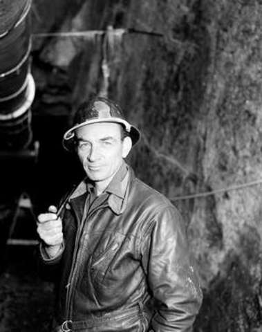 Non-Europena Immigration Begins