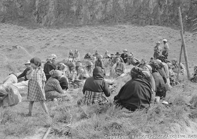 Hindus and Muslims flocked to Amritsar