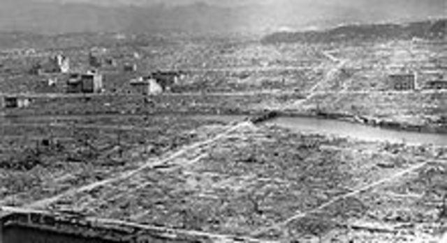 Atomic Bombs Dropped On Hiroshima & Nagasaki
