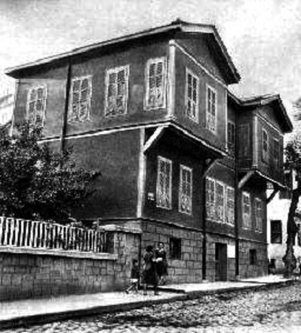 Atatürk was born in Salonica