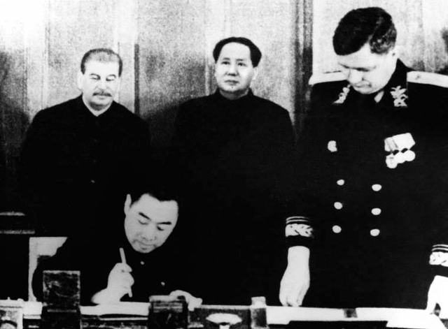 (End 1960) Beginning of the Relationship/Alliance Between the Soviet Union and China (Sino-Soviet Treaty of Friendship, Alliance and Mutual Assistance).