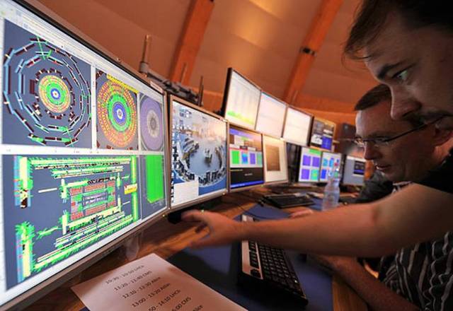 Hackearon "la máquina de Dios"