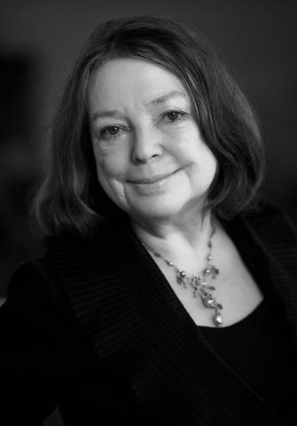 Dorrit Willumsen Født