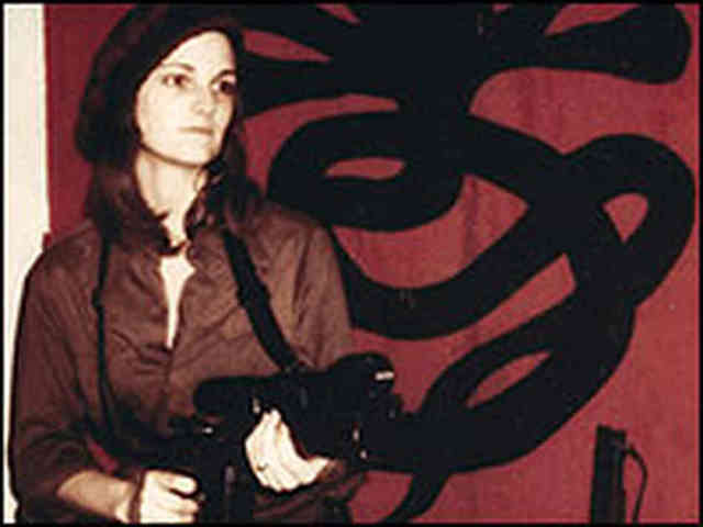 Heiress Patty Hearst kidnapped