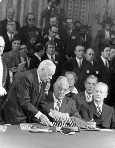 U.S signs an agreement