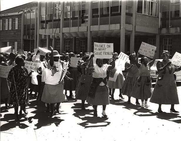 Womenś March against the Pass Law