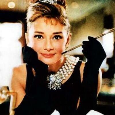 Timeline: Holly Golightly