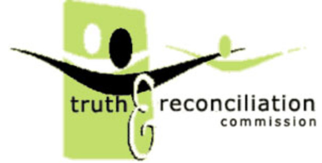 Presentatiob of the report of the Truth and Reconciliation Commison ti Presidentt Mandela
