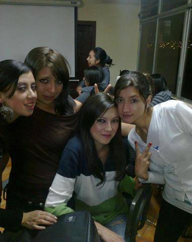 Universidad !! compañeras :)