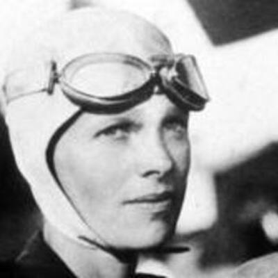 Timeline: Ameila Earhart
