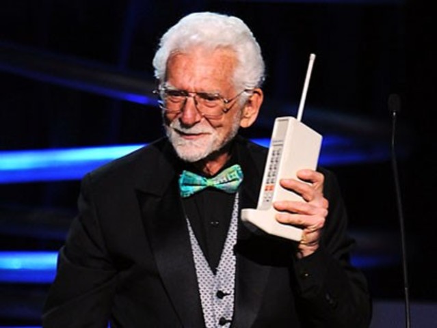 1985 cellular telephones in cars become wide-spread. CD-ROMs in computers.