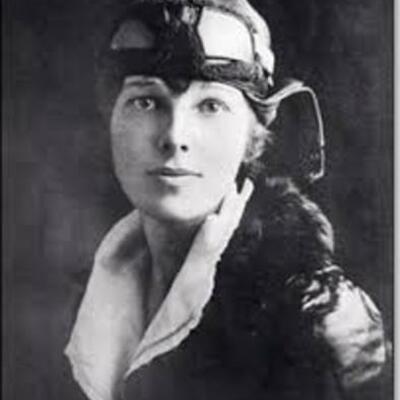 Timeline: Amelia Earhart