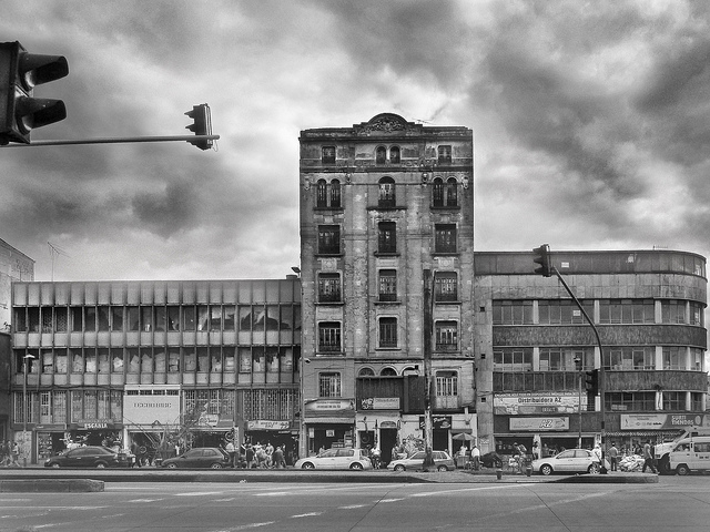 Primer edificio con ascensor.