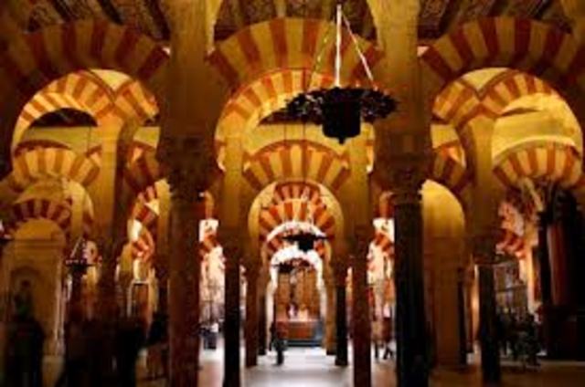 Los musulmanes vencen a los visigodos.