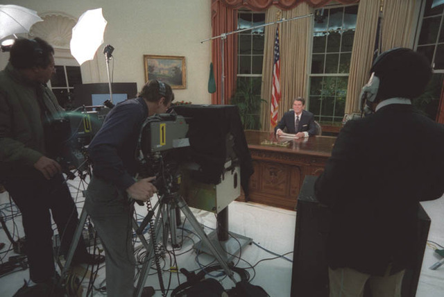 Reagan addresses the Nation